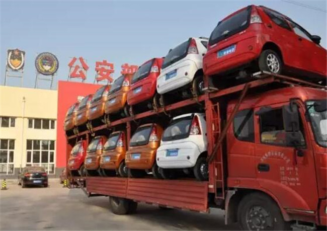 跃迪电动汽车批量发车四川——安全，节能，环保