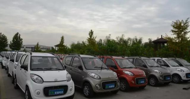 跃迪电动汽车不惧风雨坚持批量发车焦作、涿州、淄博